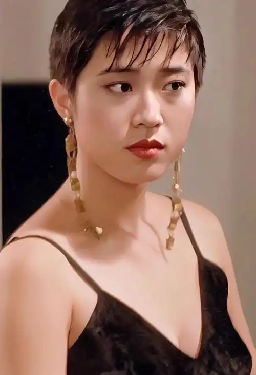 年轻时的陈法蓉有多美不亚于李嘉欣