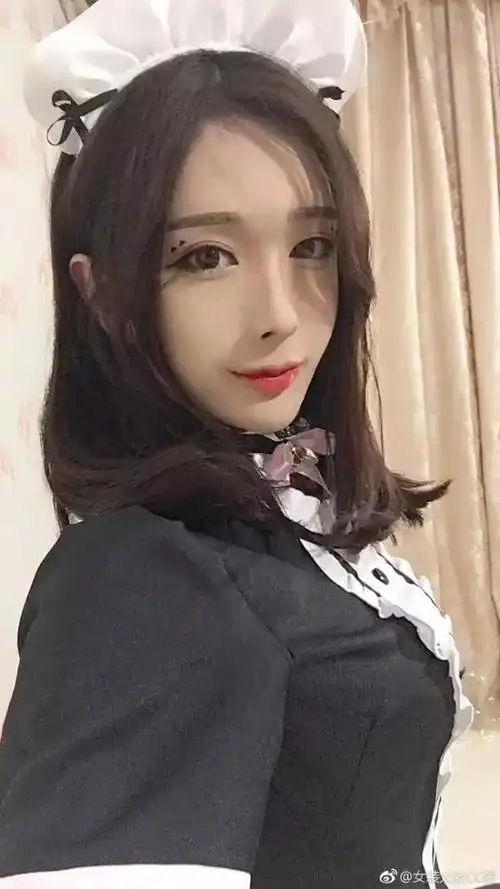 可以把人掰弯的女装大佬,最后一位更妖!网友:他舍友还站着吗