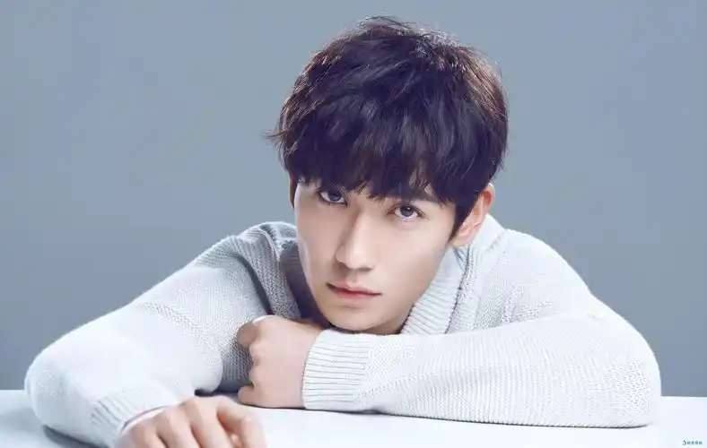 张国立小谈"人设",网友评让当红小鲜肉何去何从?