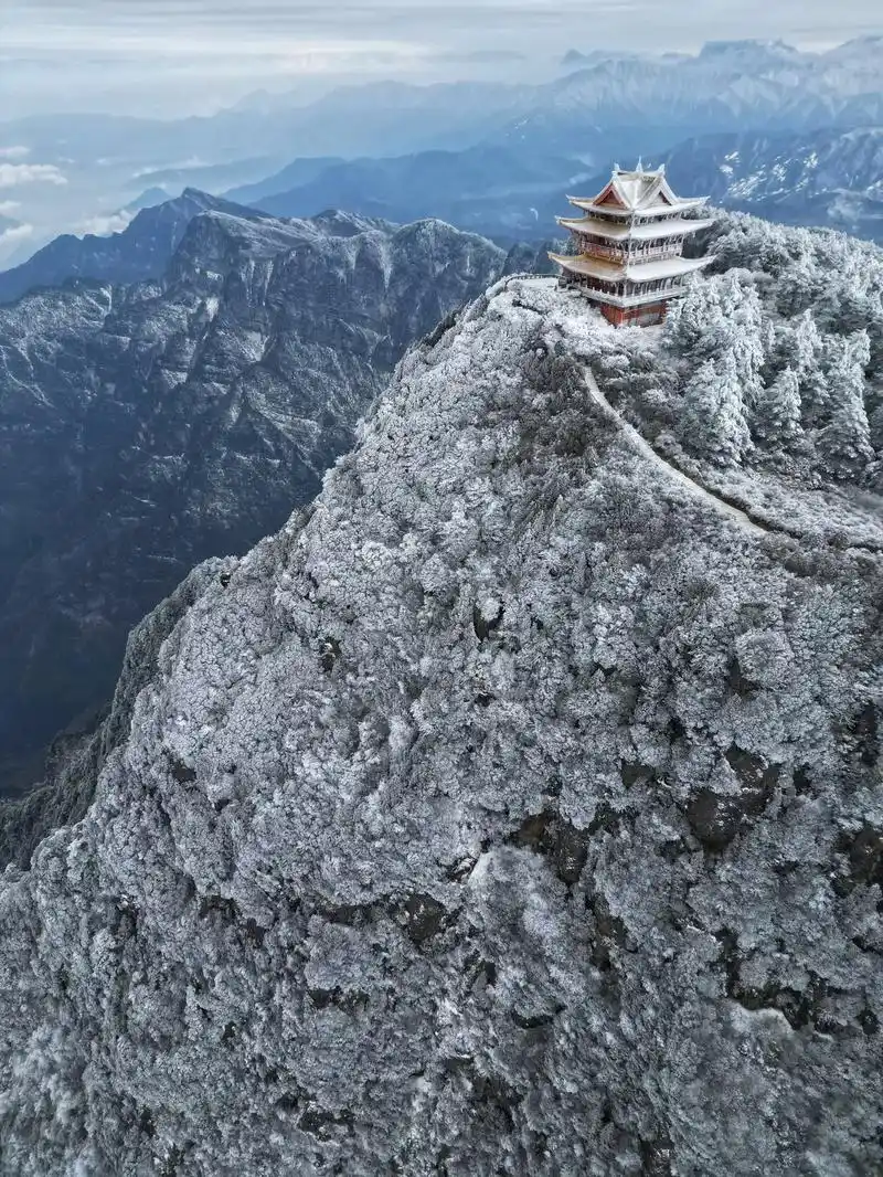 中国名山峨眉山