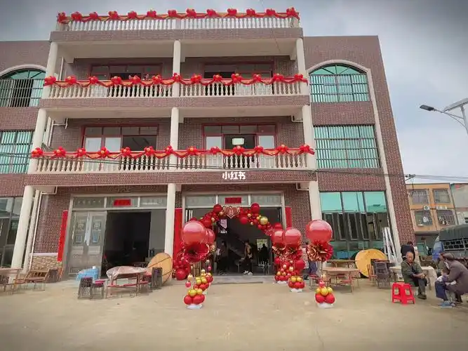 农村婚礼现场 简单奢华 #气球布置  #气球培训  #农村婚礼