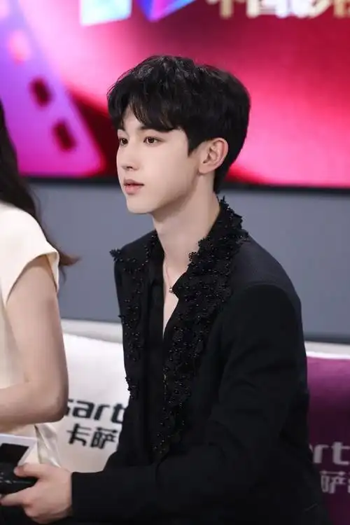 郭俊辰超话光影交织,与角色共鸣,辰哥@郭俊辰_fiction2024#中国影视之