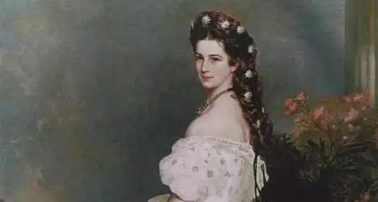 茜茜公主:身高173腰围50仍在减肥,因为她能拿得出手的