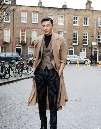 胡兵,都49岁了,这高级感哪里来的?