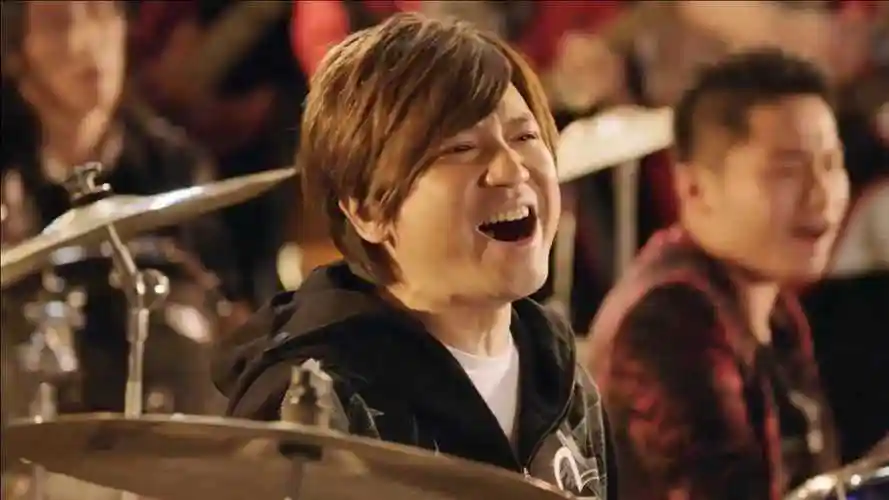 缝纫机乐队叶世荣和黄贯中惊喜客串回忆瞬间扑面而来