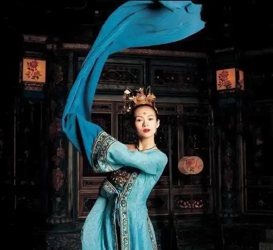 娱乐圈中6对"撞脸"的女星,让人傻傻分不清楚|陈好|王鸥|董璇|佟丽娅