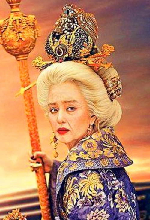 古装剧中6个老年武则天,李湘最假,范冰冰夸张,最后一位真丑