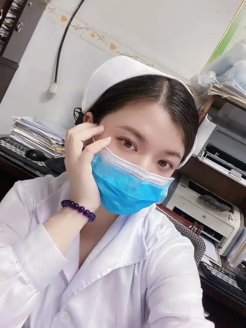 一张照片说明你的专业,快发出来看看吧!#护士懂护士 #愿所有 - 抖音