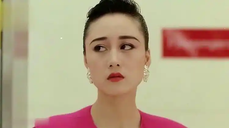 利智年轻时颜值混剪,多少人曾经为之美丽而疯狂过,李连杰好眼光