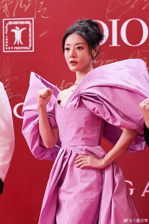 邓家佳两部电影官宣##邓家佳状态