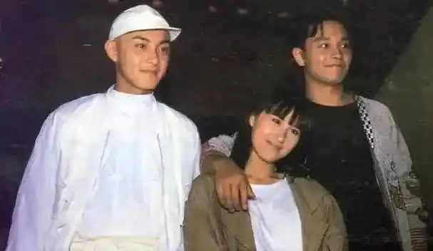 张国荣_郑则仕_父亲