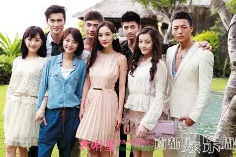 很多人都在问《微时代》的演员都有谁,这是杨幂首次担当制片人的电视