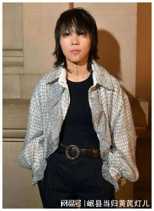 王菲女儿窦靖童曾表示遗产绝不留给父母网友被周迅带坏了