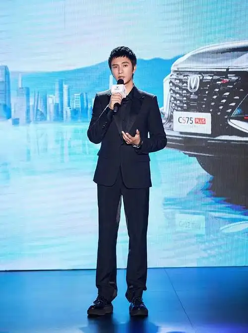 9位身高不到180的男星任嘉伦178罗云熙177杨洋的真实身高成谜