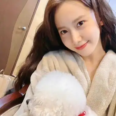 林允儿 の 头像 08logo 侵权删.