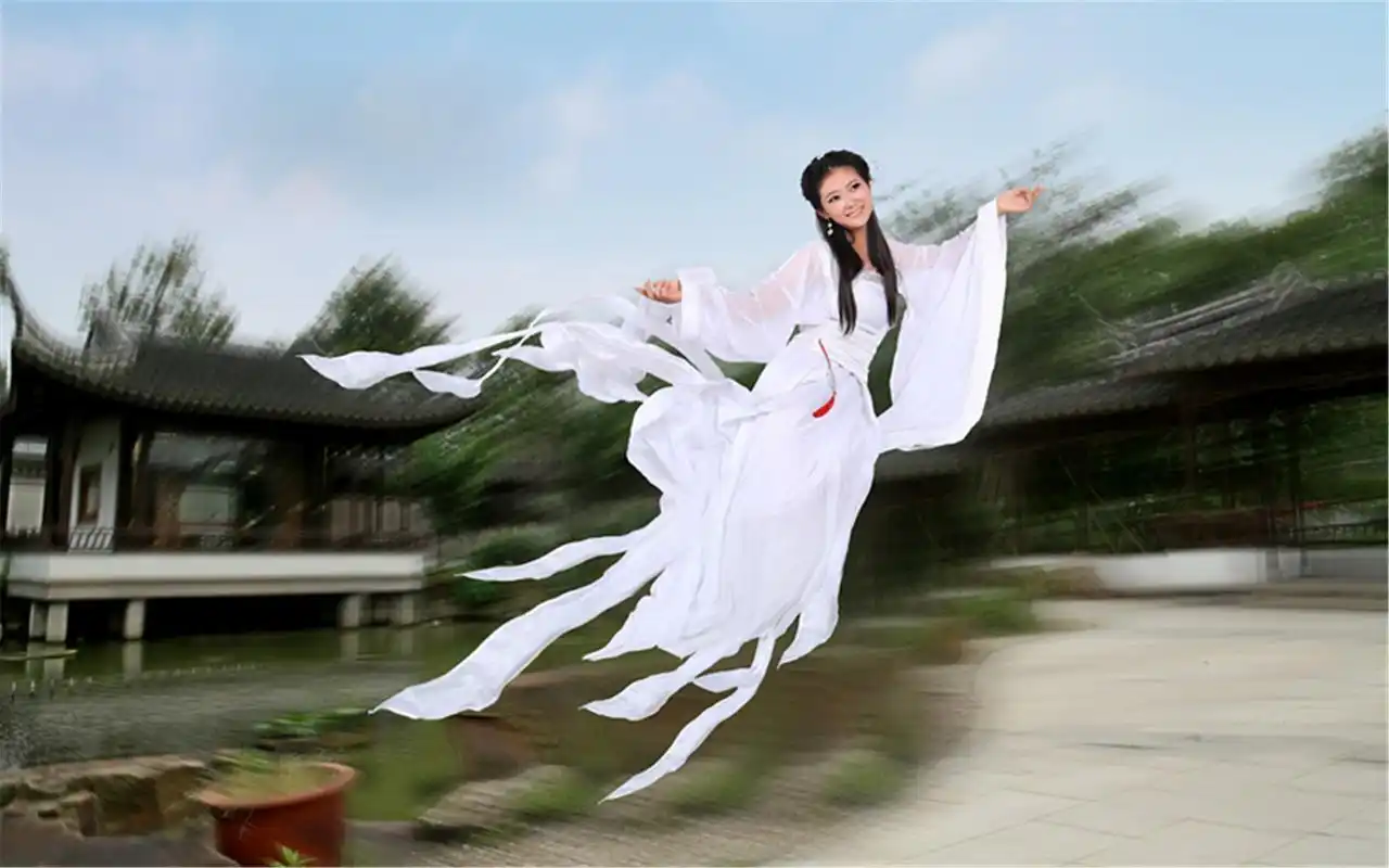 白衣飘飘仙气十足的古装侠女写真桌面壁纸