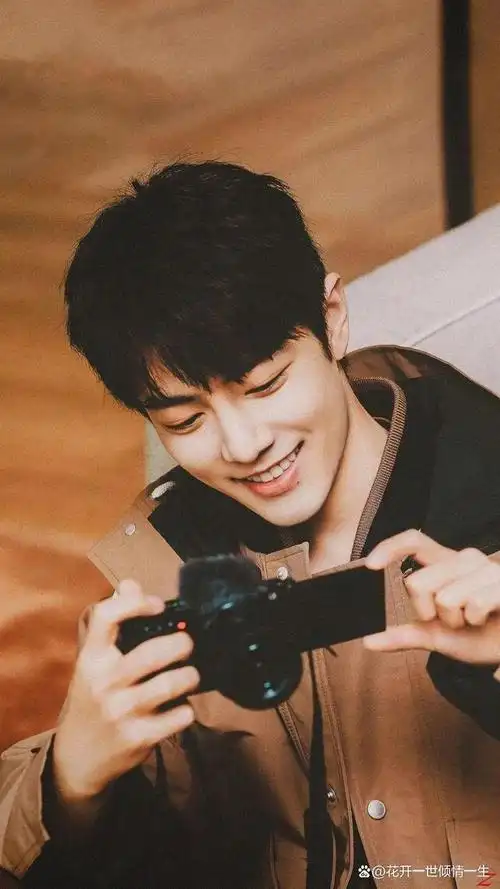 官方平台bof还特别发布推特和ins报道了作为tods代言人的肖战提供了1