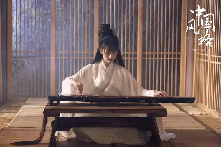 在袁冰妍的扮相中,古装总是十分经典又惊艳,而且每一个细节都被她诠释