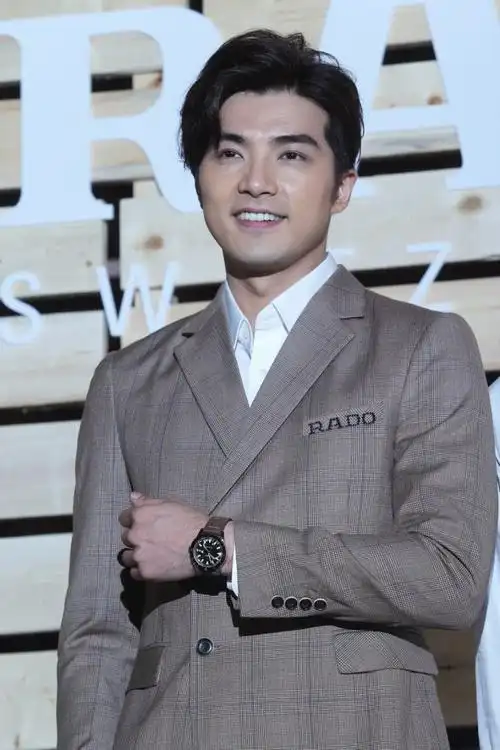 贺军翔不想要处女座宝宝,太太提前剖腹诞下"狮子"小女儿