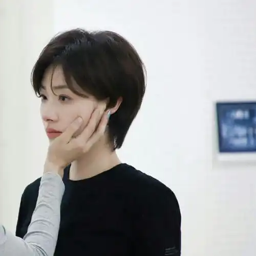 要被万茜迷晕了