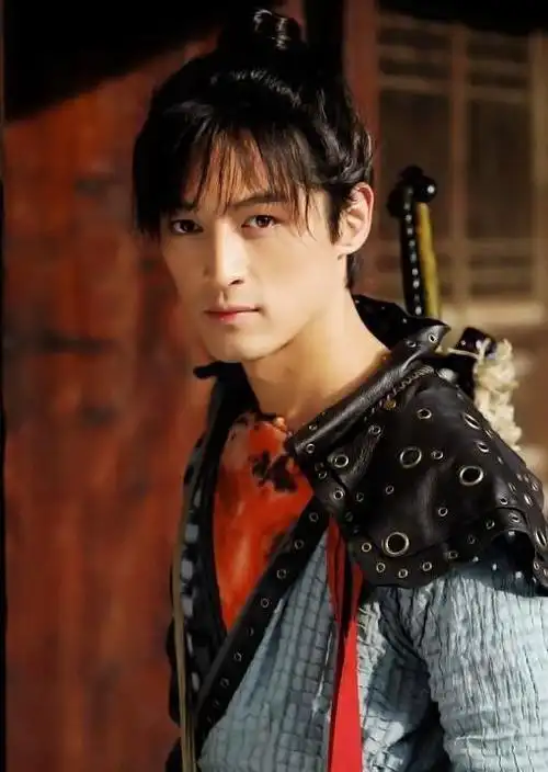 20岁的李逍遥,30岁的梅长苏,40岁的宝总,胡歌身上哪有玄学?