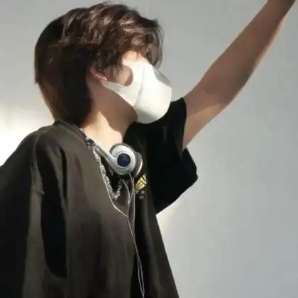 小众风格ins男头 高清好看的ins风格温柔小众男头图片_男生头像_头像