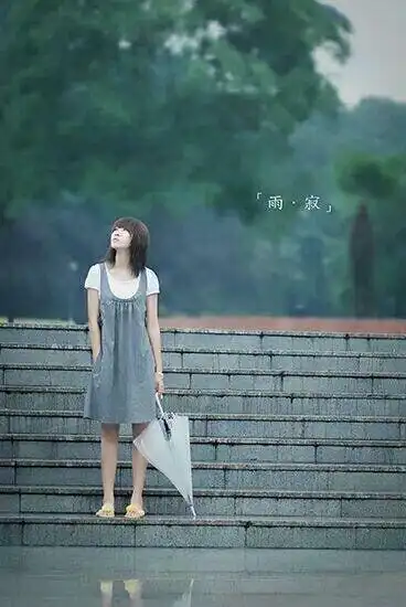 诗歌【倚窗听雨】