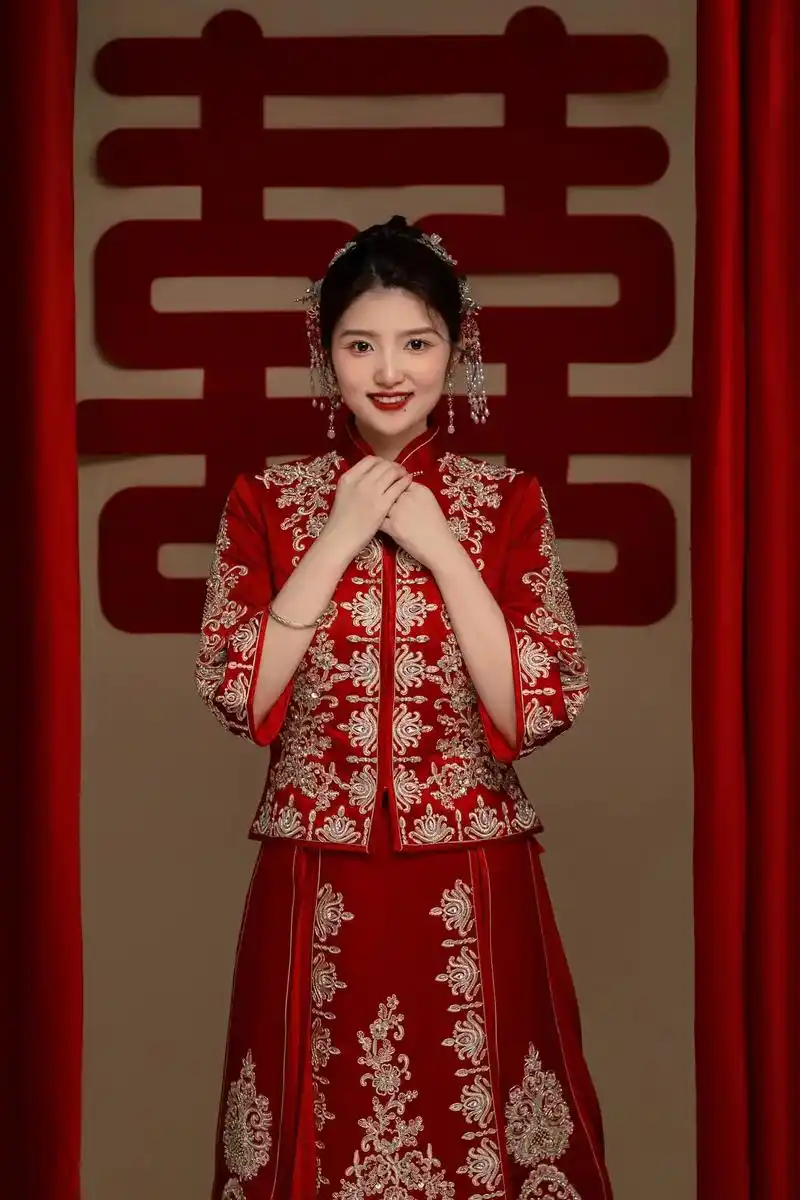 南方龙凤褂北方秀禾服我最喜欢的中国红婚纱照