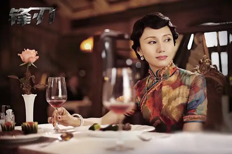 袁泉精美旗袍剧照大片曝光