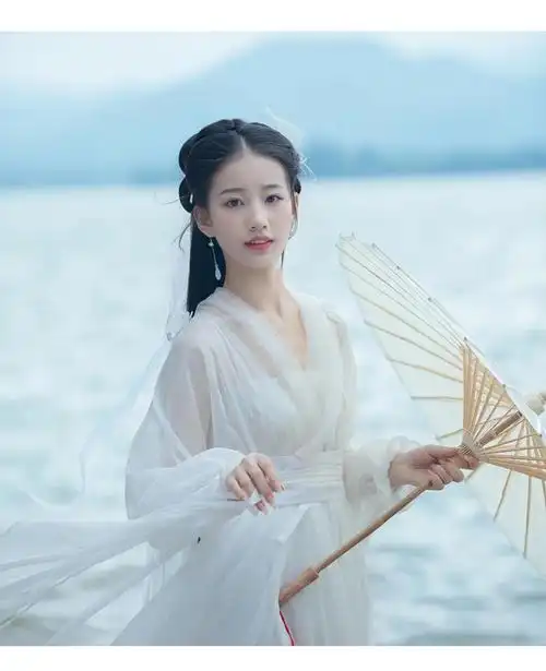 汉服女成人仙气原创白色神明少女汉服女古中国风齐腰襦裙超仙气古风