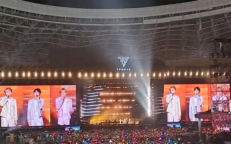 6 tfboys十年之约演唱会 全程饭拍