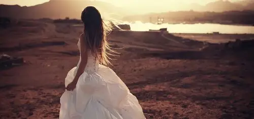 女孩,长发,白色婚纱,新娘礼服,背影,唯美壁纸