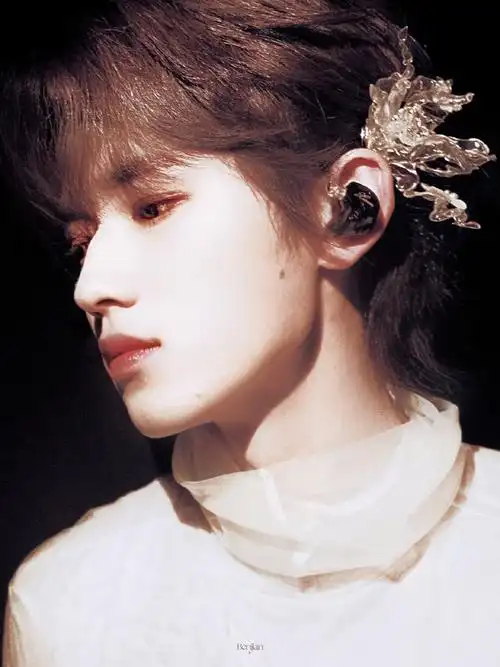 宋亚轩楼外楼演唱会##宋亚轩solo舞台不枉