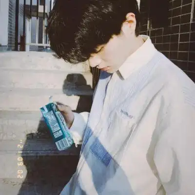 ins小清新文艺范男头牛郎和他的_男生头像_我要个性网