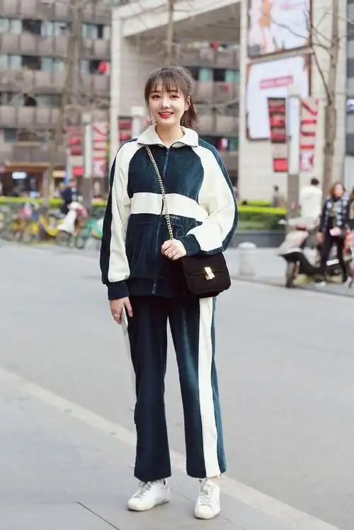 「2023春季最in时尚」20岁女生必备搭配,穿出独特魅力!