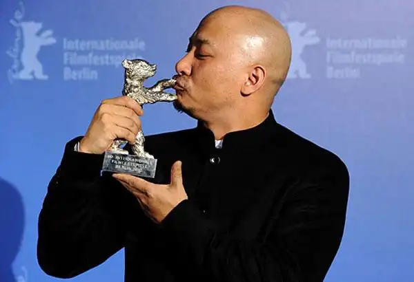 中国导演王全安凭借《团圆》再擒银熊[图集]