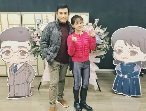 王志飞与比自己小14岁的张定涵闪婚,两人婚后生下女儿,如今女儿已经4