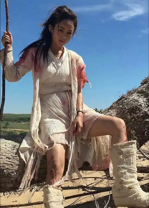 喜欢赵丽颖被你发现~(突然唱起来.