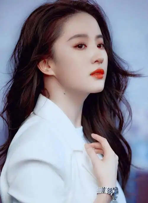 惊艳了时光一组神仙姐姐刘亦菲绝美神图最后一张美到发光