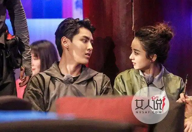 赵丽颖吴亦凡最新消息 曝爱情疑被坐实两人深情款款很是恩爱