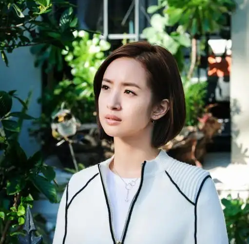 林依晨的短发造型像个可爱的小迷妹喜欢短发时的她吗