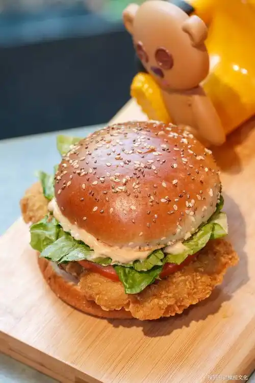 麦当劳新一代明星汉堡上市_消费者_中国_藏品