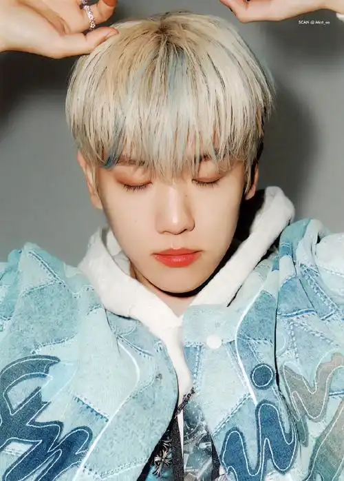 伯贤超话@baekhyunee7#边伯贤#bbh bbx  240227【mint_ee_0】exocial