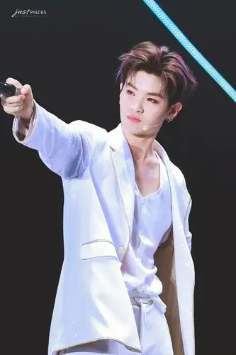 ninepercent黄明昊justin 我要狙击你的心喽,然后……nana们和我一起