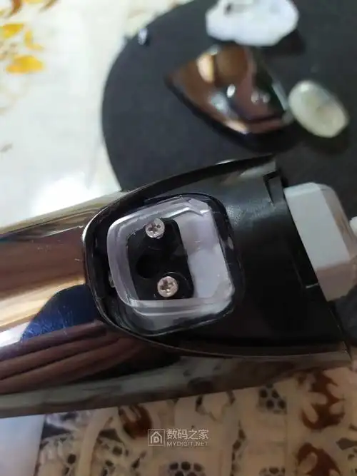 拆解飞科刮胡刀flycofs339