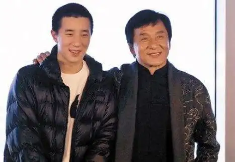 成龙四谈房祖名涉毒 曾叮嘱律师勿缩短刑期_娱情速递_温州网