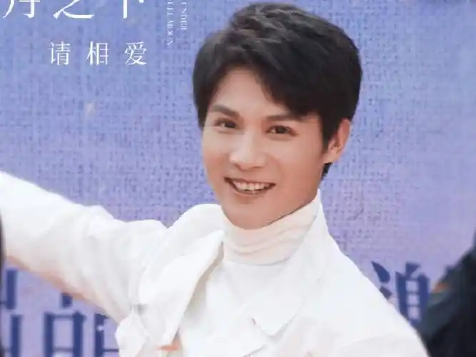 原创鞠婧祎首部现代偶像剧开机和男主的cp感太绝了光看合照就被甜到