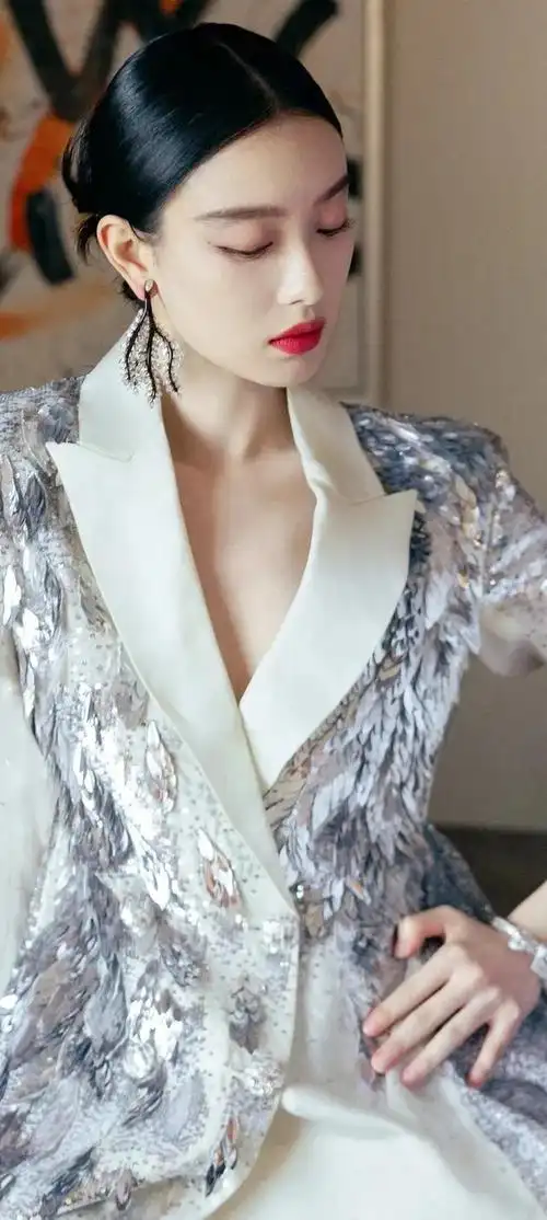 倪妮高清壁纸太爱叶流西我西姐太帅了