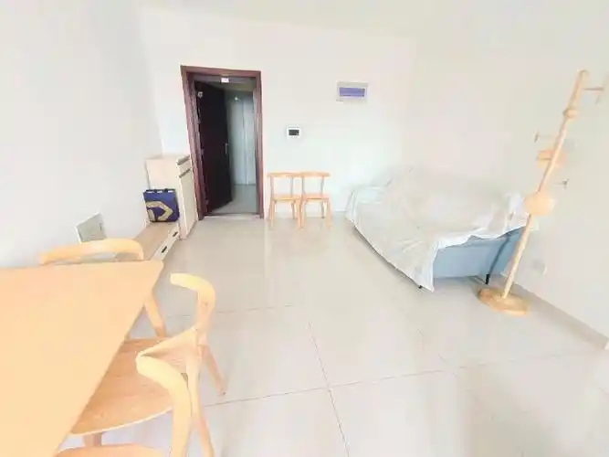 可随时看房,周围性价比很高的房源2高端社区,环境优雅,生活3周围超市