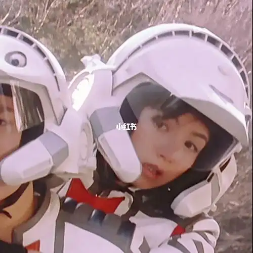 大古丽娜情侣头像